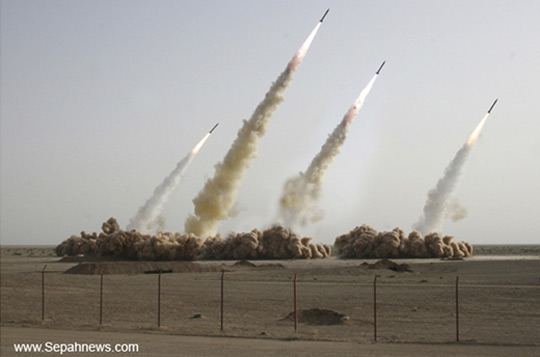 Doctored Iran missile test showing 4 missiles